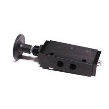 Dragon 243-4007 3 Port, Push/Pull Air Valve - Roll Off Trailer Parts