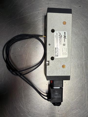 Lift Valve Only "New Style Box" Parker - P2LCX593ESNDCG47 - Roll Off Truck, Roll Off Trailer, Dump & Lugger Truck Parts